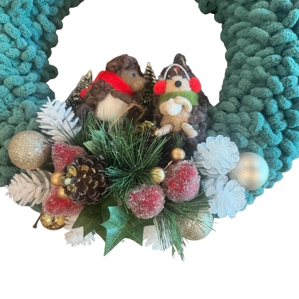 Festive Green Wreath with Red and Gold Accents